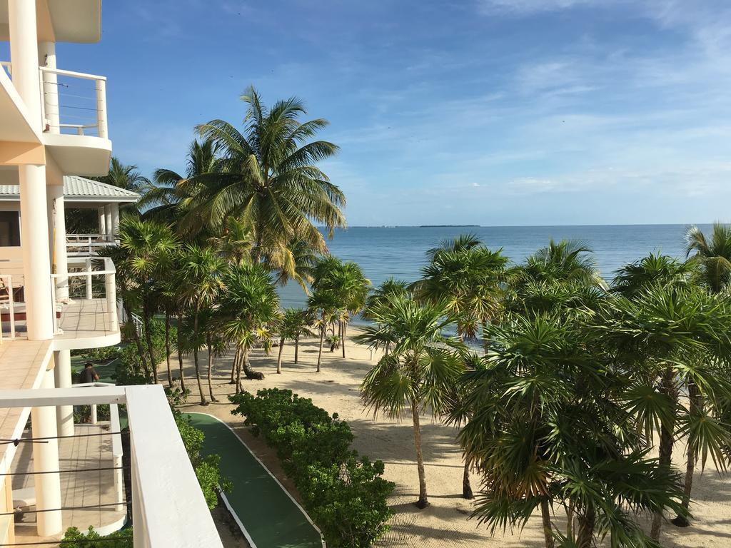 Laru Beya Resort Placencia Exterior photo
