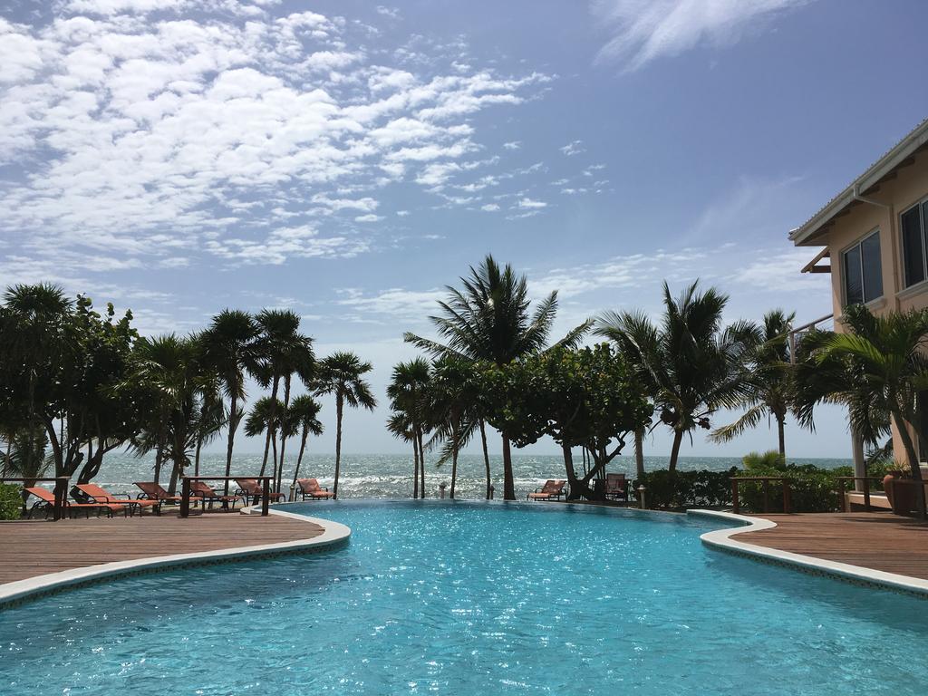 Laru Beya Resort Placencia Exterior photo